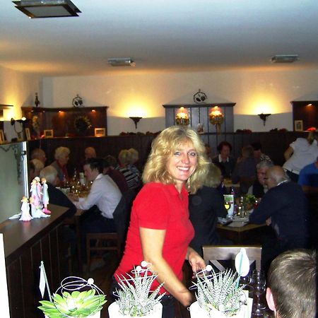 Wein-Traeume Hotel Thüngersheim Екстериор снимка