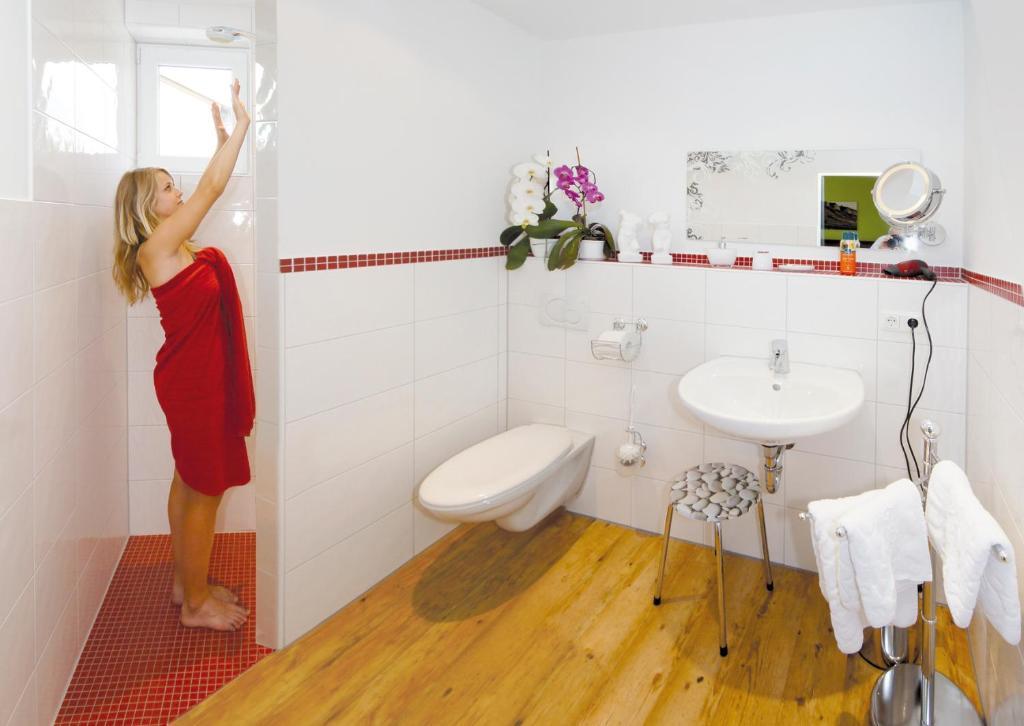 Wein-Traeume Hotel Thüngersheim Стая снимка