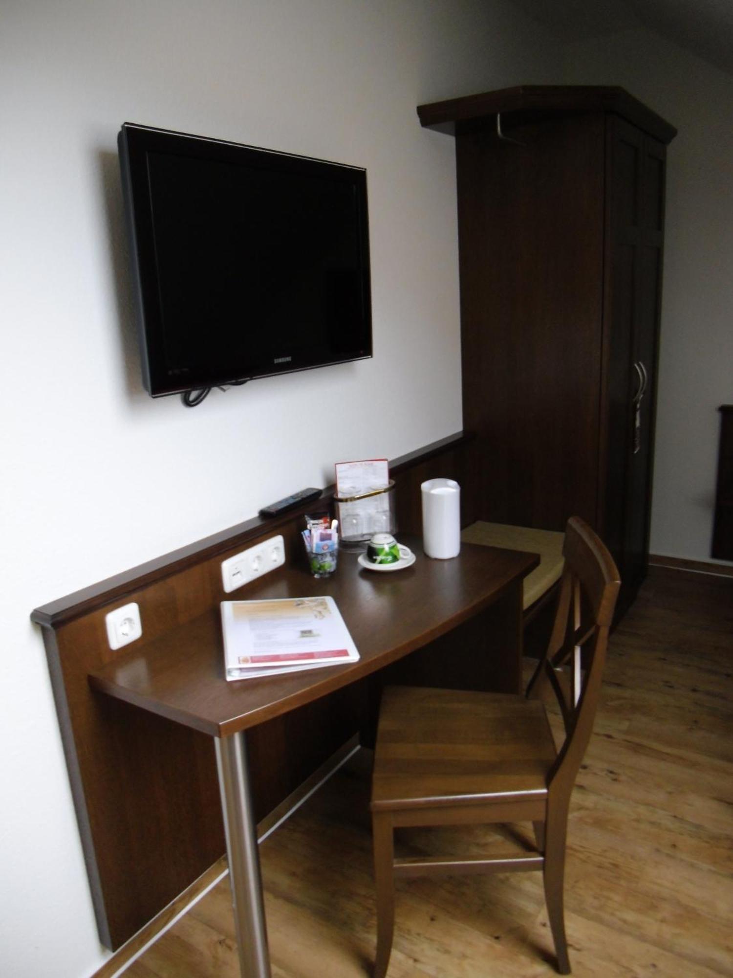 Wein-Traeume Hotel Thüngersheim Екстериор снимка