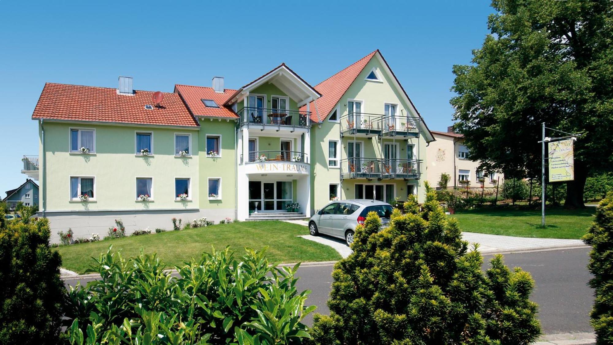 Wein-Traeume Hotel Thüngersheim Екстериор снимка