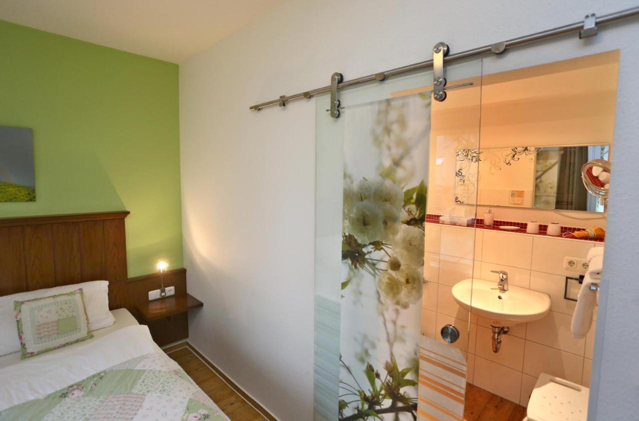 Wein-Traeume Hotel Thüngersheim Екстериор снимка